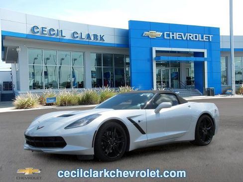 Used 2018 Chevrolet Corvette Stingray Convertible Z51 2LT RWD image 1