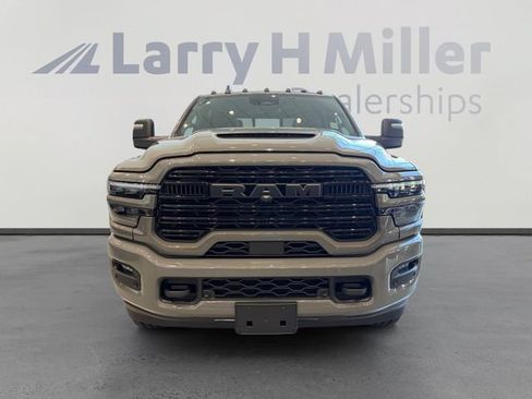 New 2026 RAM 2500 Laramie AWD/4WD image 8