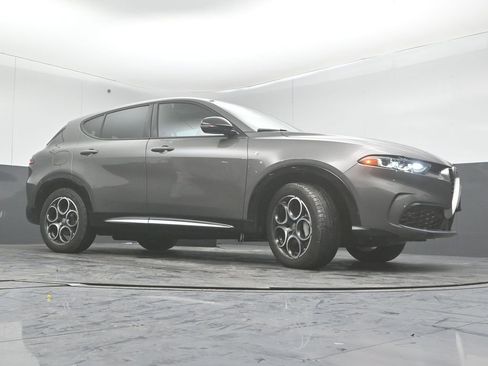Used 2024 Alfa Romeo Tonale Ti AWD/4WD image 38