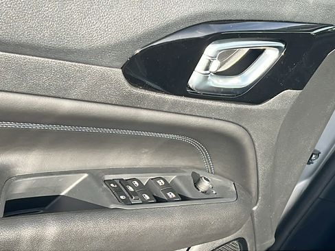 New 2026 Jeep Compass Latitude image 22