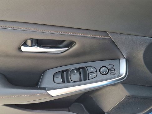 Used 2021 Nissan Sentra SR FWD image 10