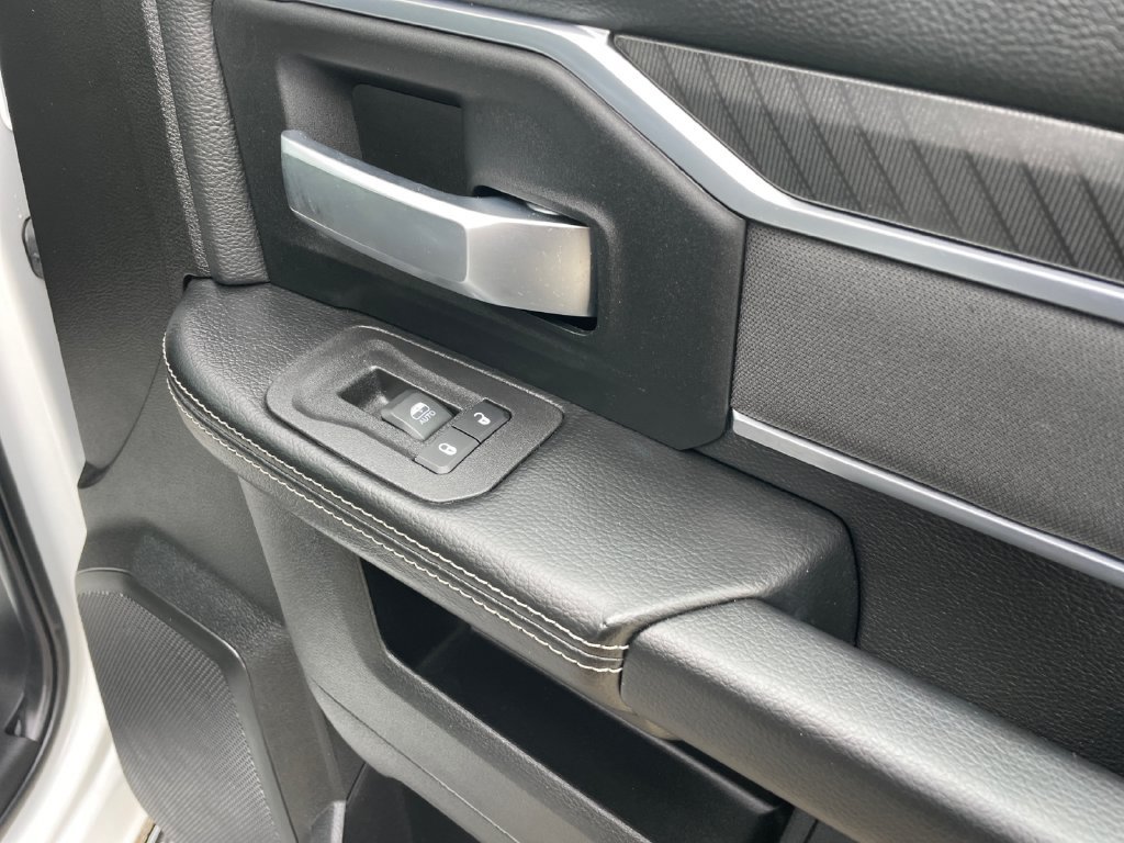 Certified 2026 RAM 2500 Big Horn AWD/4WD image 13