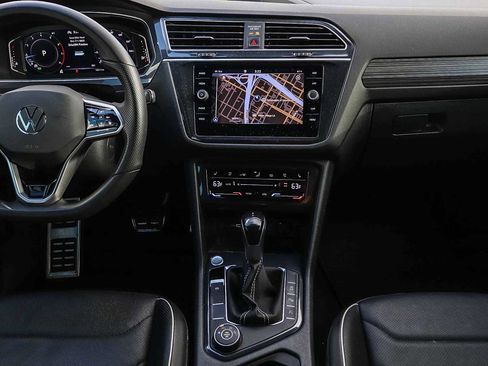 Used 2024 Volkswagen Tiguan SEL R-Line image 13