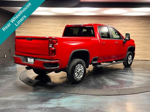 Used 2022 Chevrolet Silverado 2500 LT w/ Convenience Package image 9