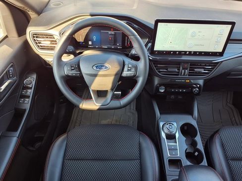 Used 2024 Ford Escape ST-Line w/ Tech Pack #1 image 6