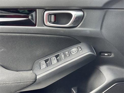 Certified 2023 Honda Civic EX image 22