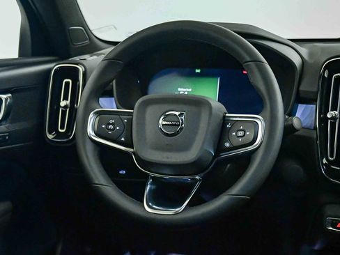 Certified 2023 Volvo C40 P8 Recharge Plus w/ Climate Package AWD/4WD image 14