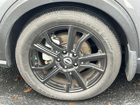 Used 2023 Nissan Kicks SR w/ SR Premium Package image 9