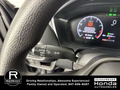 Used 2025 Honda HR-V LX image 16
