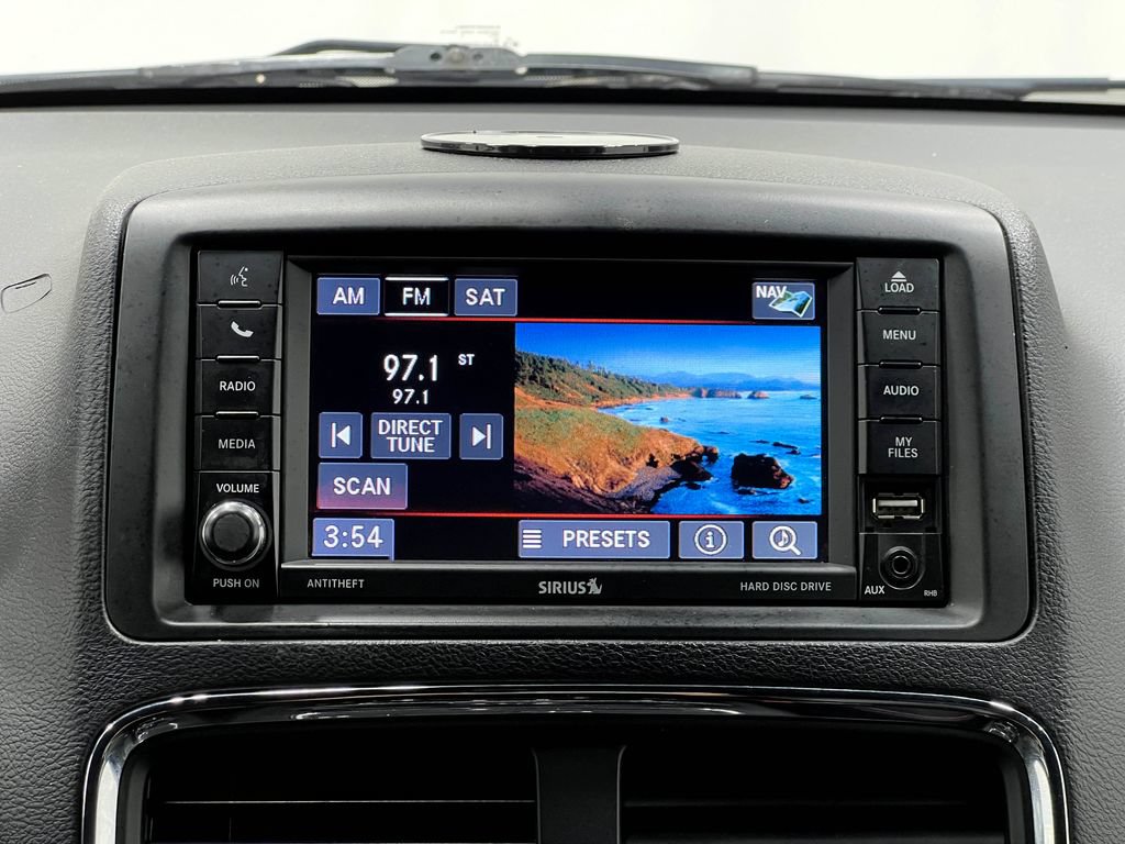 Used 2016 Dodge Grand Caravan R/T FWD image 23