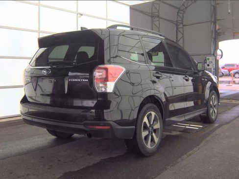 Used 2018 Subaru Forester 2.5i Limited image 4