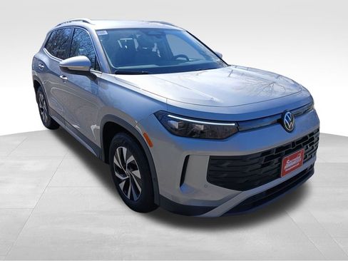 New 2026 Volkswagen Tiguan S image 7