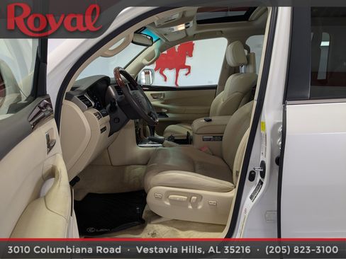 Used 2013 Lexus LX 570 4WD image 23