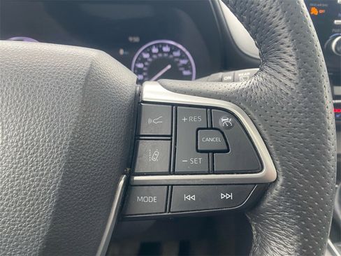 Used 2021 Toyota Sienna Limited w/ Protection Package (TMS) image 20