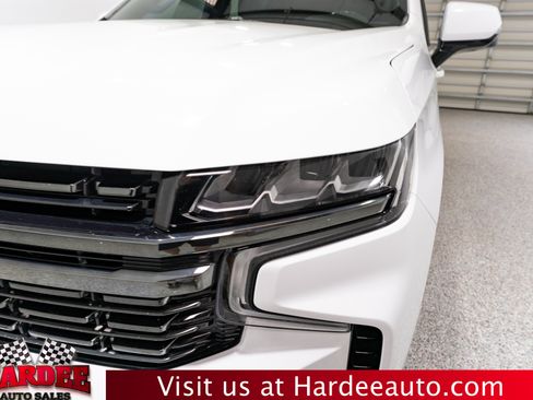 Used 2022 Chevrolet Suburban RST w/ Luxury Package RWD image 8