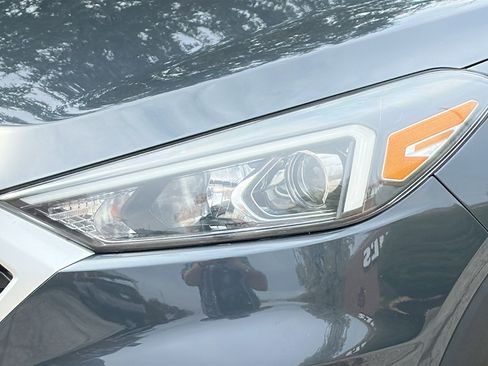 Used 2019 Hyundai Tucson SE image 4