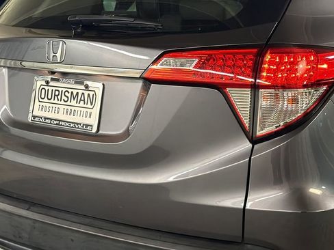 Used 2020 Honda HR-V LX image 8