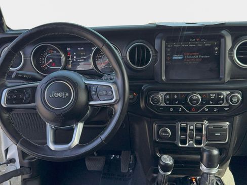 Used 2021 Jeep Wrangler Unlimited Sahara w/ Dual Top Group AWD/4WD image 13