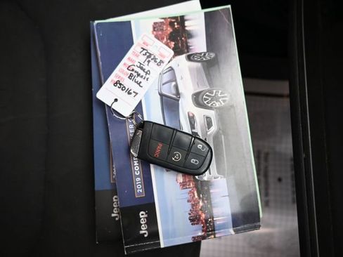 Used 2019 Jeep Compass Sport w/ Cold Weather Group image 10