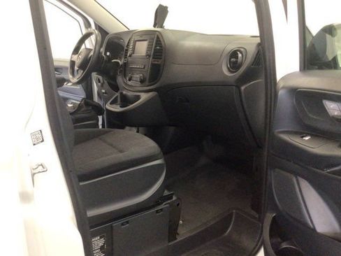 Used 2019 Mercedes-Benz Metris image 9