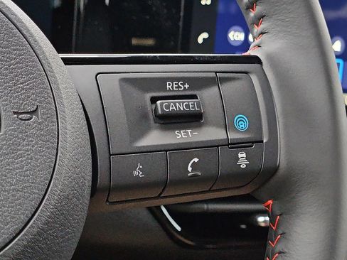 New 2026 Nissan Kicks SR image 17