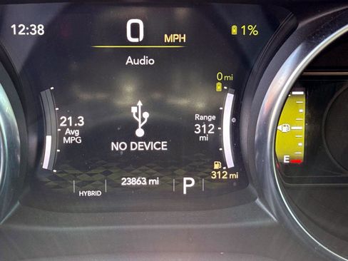 Used 2023 Jeep Wrangler Unlimited Sahara w/ Cold Weather Group image 18