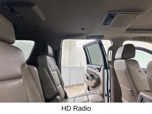Used 2020 Chevrolet Suburban Premier AWD/4WD image 26