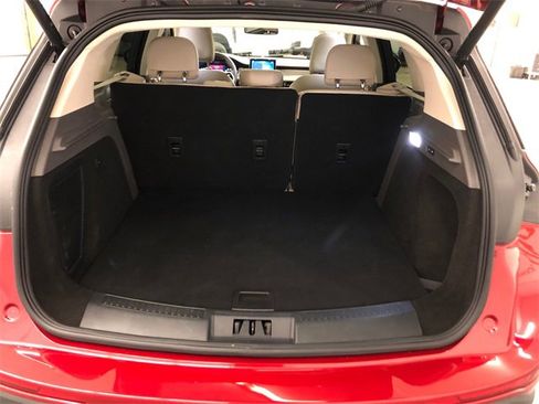 Used 2022 Lincoln Corsair AWD w/ Premium Package image 8