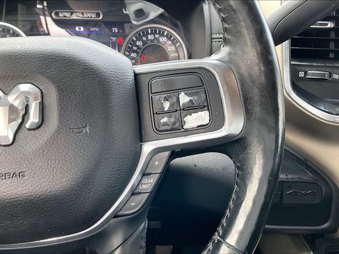 Used 2019 RAM 2500 Laramie AWD/4WD image 11