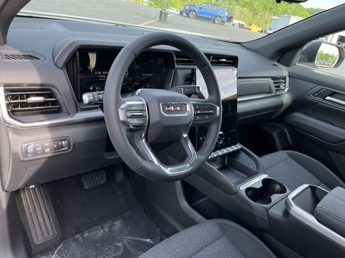 New 2026 GMC Terrain Elevation w/ Technology Package II AWD/4WD image 36