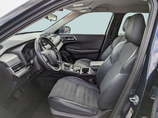 Used 2024 Mitsubishi Outlander SE AWD/4WD image 20
