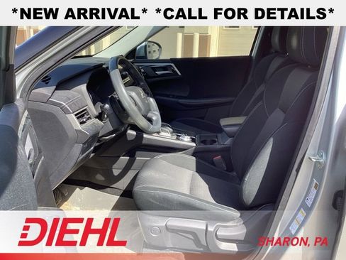 Used 2022 Mitsubishi Outlander ES AWD/4WD image 9