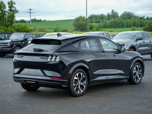 Used 2023 Ford Mustang Mach-E Premium AWD/4WD image 5