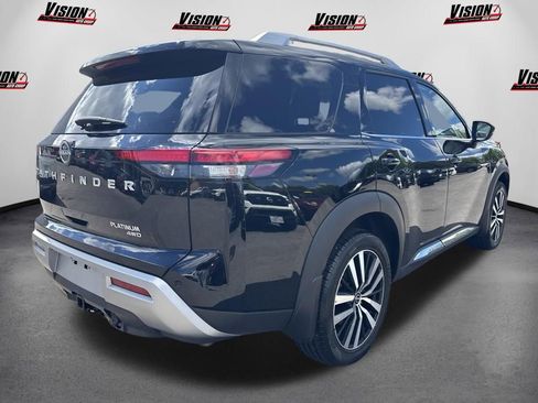 Certified 2024 Nissan Pathfinder Platinum AWD/4WD image 5