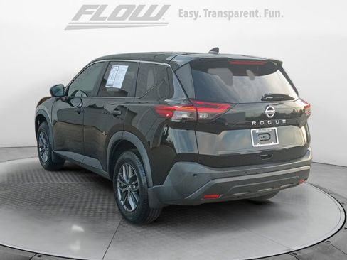 Used 2021 Nissan Rogue S FWD image 6