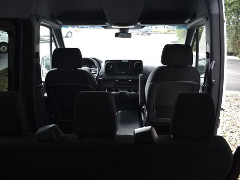 Used 2024 Mercedes-Benz Sprinter 2500 image 11