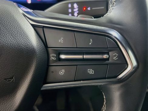 Used 2024 Chevrolet Traverse Z71 AWD/4WD image 18