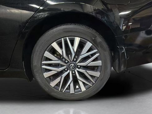 Used 2023 Nissan Altima 2.5 SV w/ SV Premium Package AWD/4WD image 27