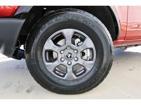 Used 2024 Ford Bronco Big Bend image 29