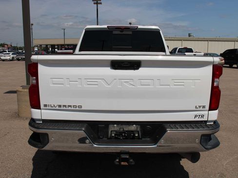 Used 2023 Chevrolet Silverado 2500 LTZ w/ LTZ Plus Package image 3