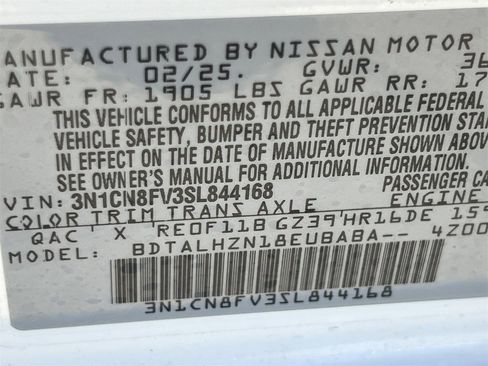 Certified 2025 Nissan Versa SR w/ Trunk Package image 29