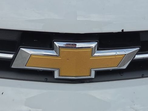 Used 2022 Chevrolet Trax LS w/ Tint and Cruise Package FWD image 11