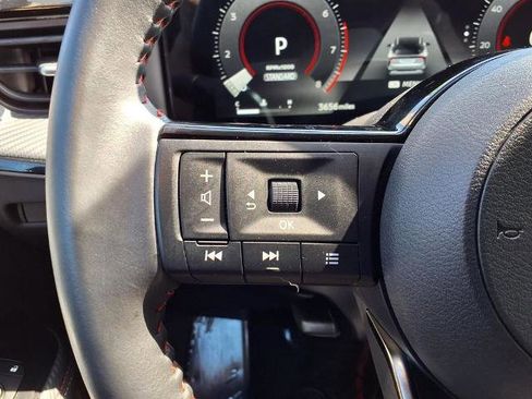 Certified 2025 Nissan Kicks SR AWD/4WD image 12