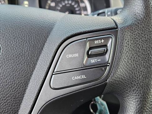 Used 2017 Hyundai Santa Fe Sport FWD image 12