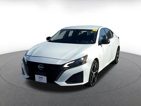 Used 2025 Nissan Altima 2.5 SR image 7