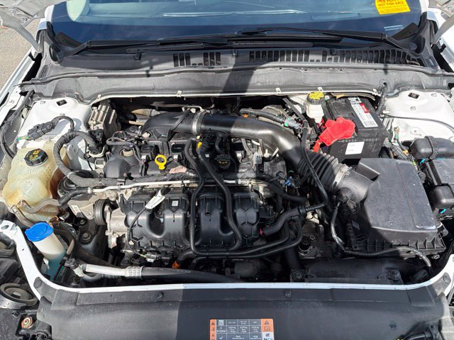 Used 2020 Ford Fusion SE AWD/4WD image 27
