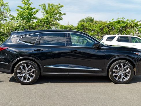 Used 2023 Acura MDX SH-AWD w/ Technology Package image 8