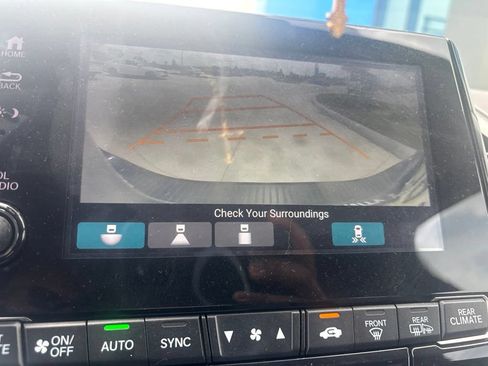 Used 2022 Honda Odyssey Touring image 7