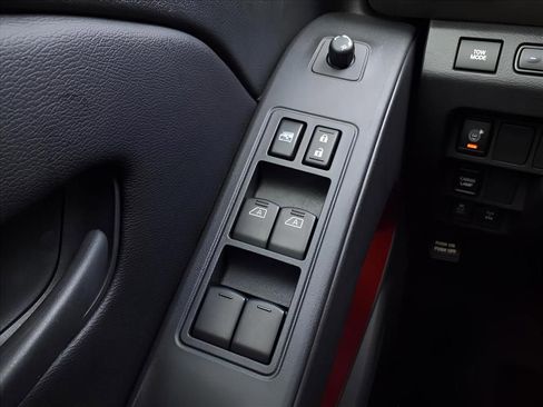 New 2026 Nissan Frontier PRO-4X w/ Pro-4x Convenience Package image 16