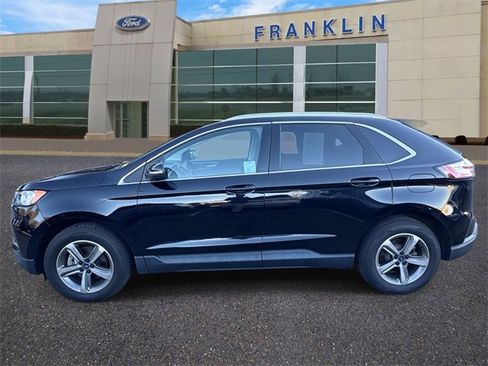 Used 2020 Ford Edge SEL w/ Convenience Package image 4